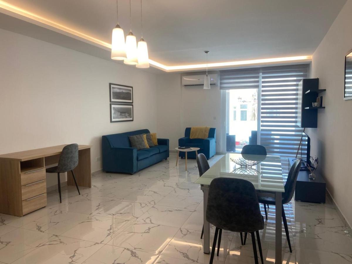 Sliema Centrally Located Apt Exterior photo